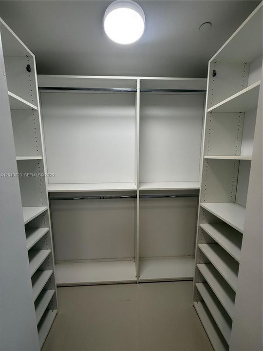For Rent: $3,800 (3 beds, 2 baths, 1328 Square Feet)