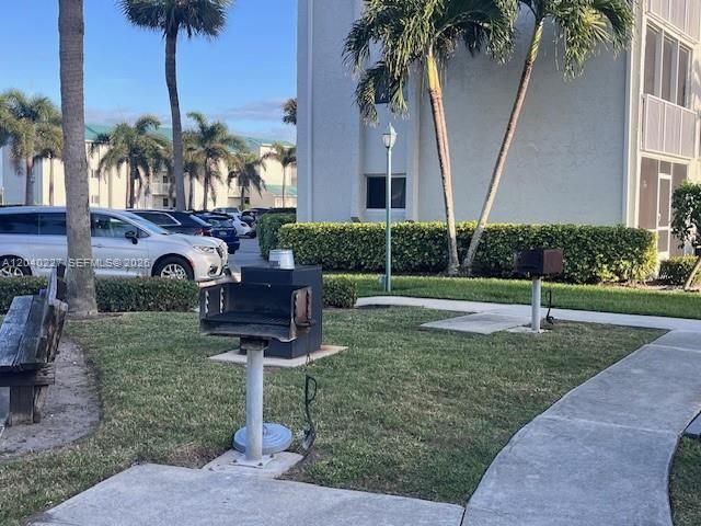 For Sale: $230,000 (1 beds, 0 baths, 678 Square Feet)