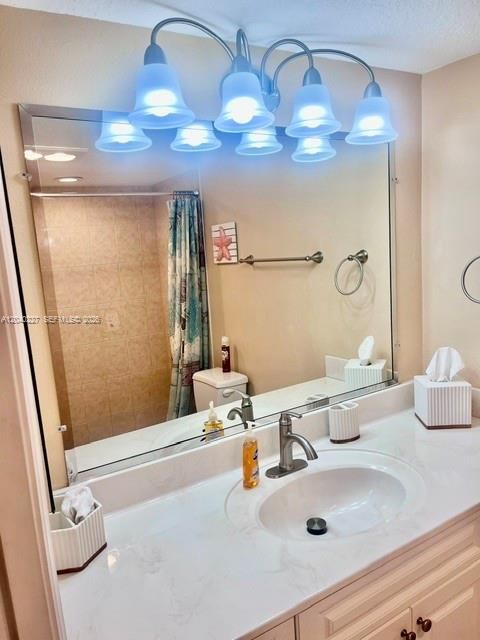For Sale: $230,000 (1 beds, 0 baths, 678 Square Feet)
