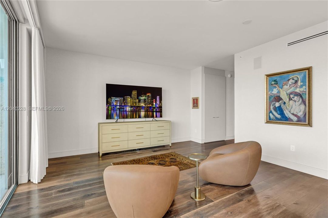 En Venta: $3,475,000 (4 camas, 5 baños, 3801 Pies cuadrados)