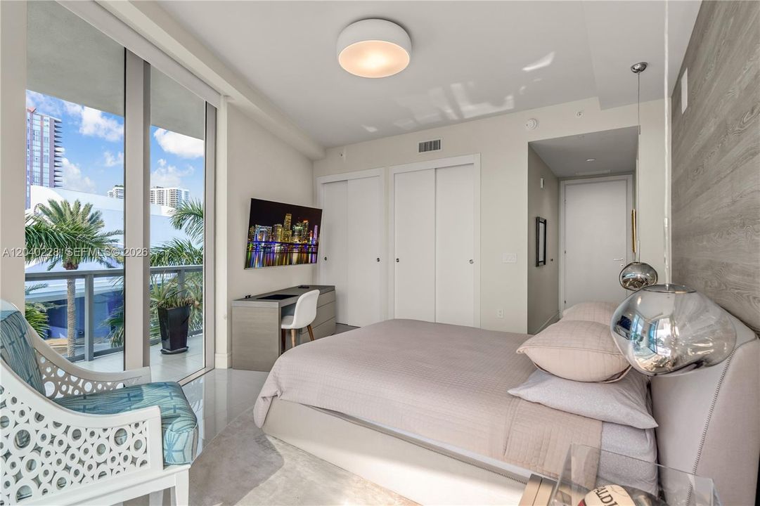 En Venta: $3,475,000 (4 camas, 5 baños, 3801 Pies cuadrados)