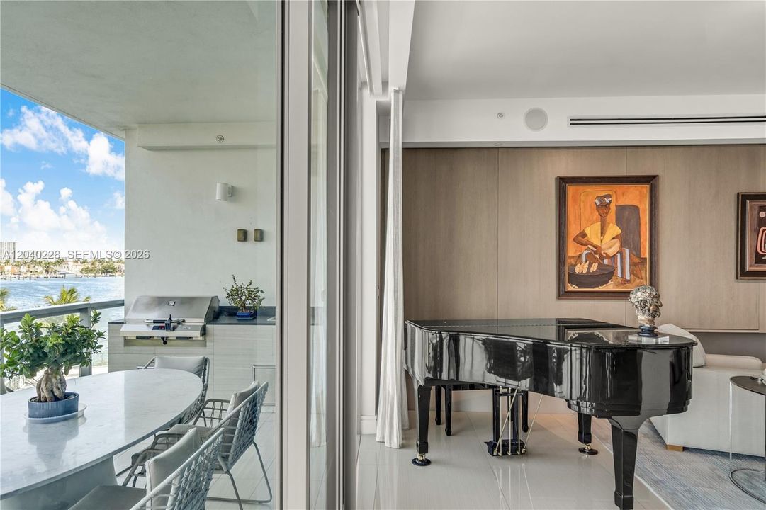 En Venta: $3,475,000 (4 camas, 5 baños, 3801 Pies cuadrados)