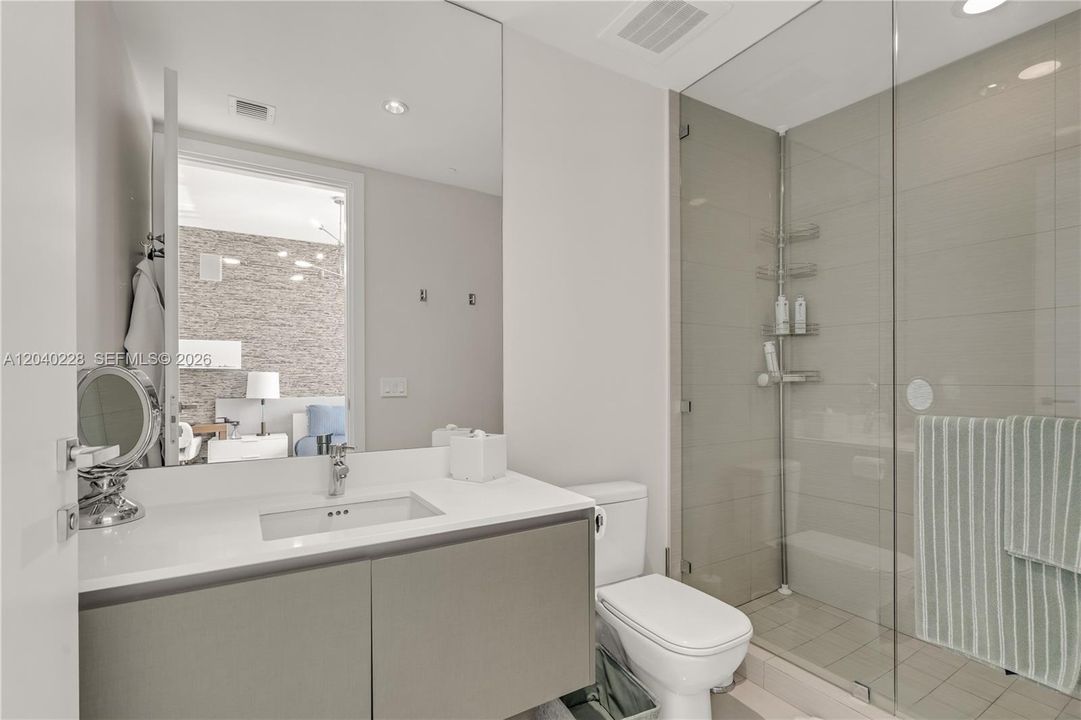 En Venta: $3,475,000 (4 camas, 5 baños, 3801 Pies cuadrados)