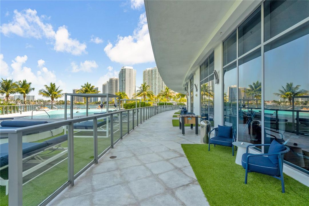 En Venta: $3,475,000 (4 camas, 5 baños, 3801 Pies cuadrados)