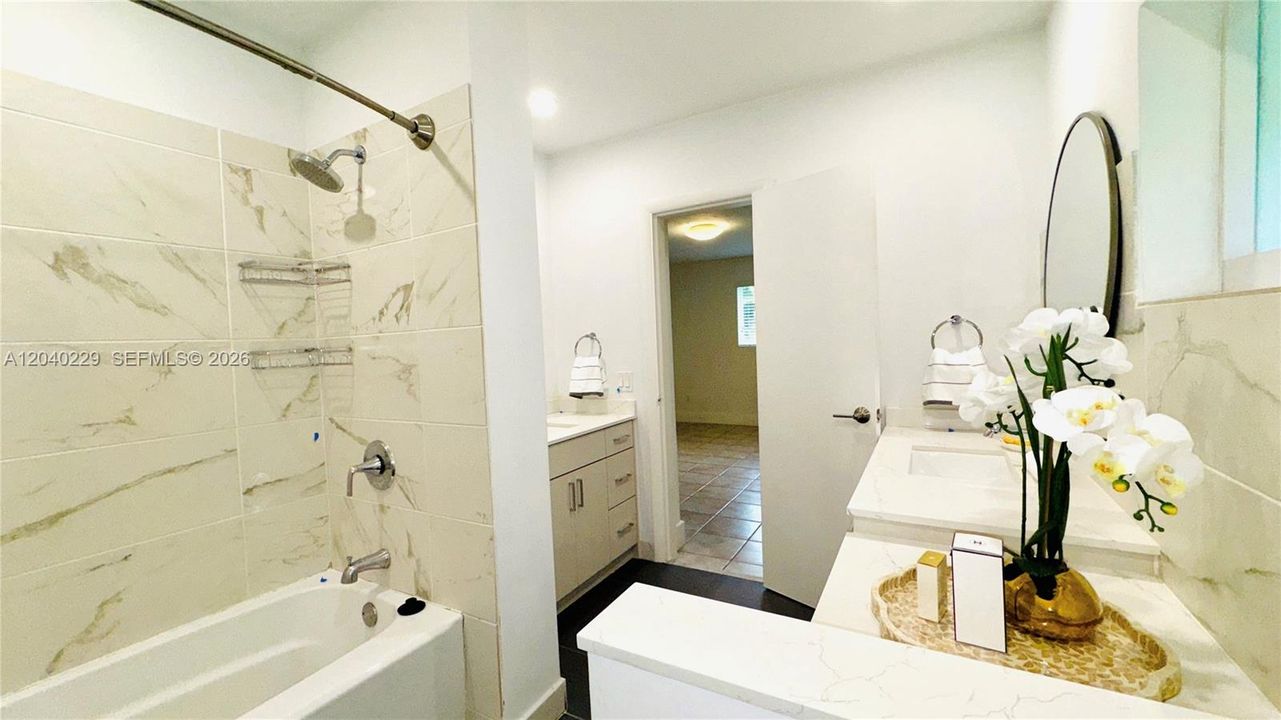 В аренду: $7,500 (3 спален, 3 ванн, 2135 Квадратных фут)