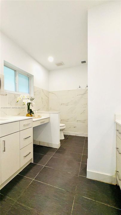 В аренду: $7,500 (3 спален, 3 ванн, 2135 Квадратных фут)