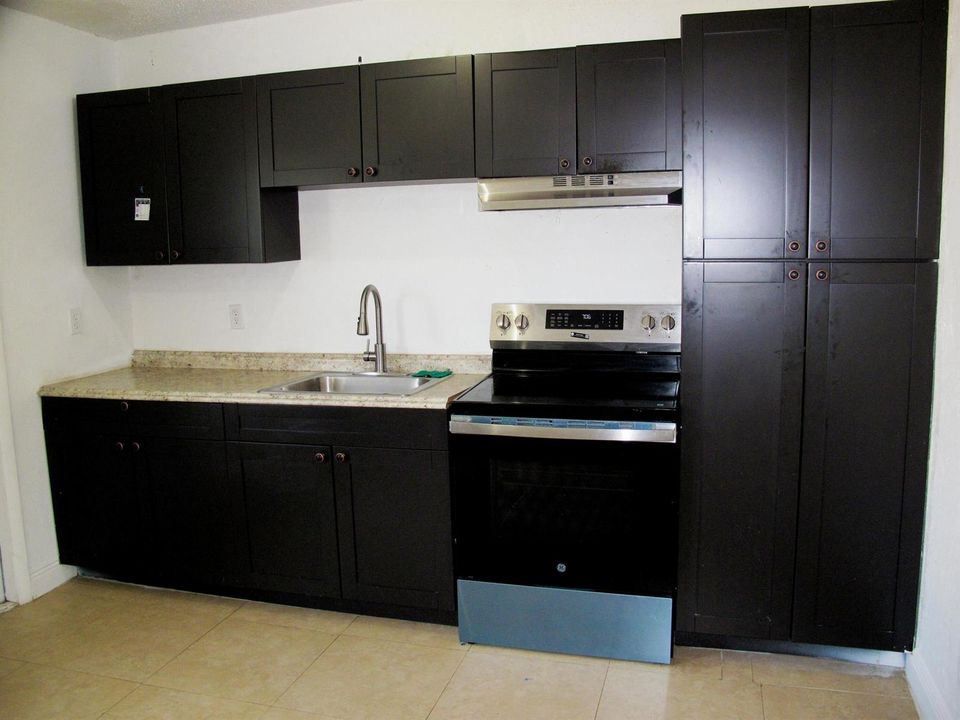 17-Kitchen