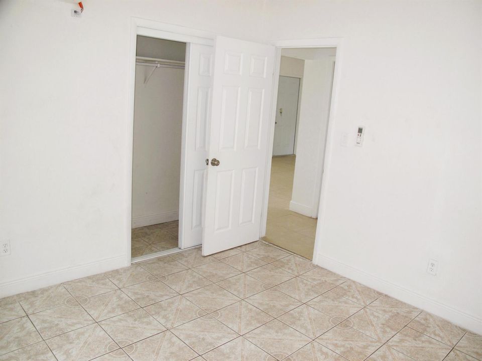 10- Bedroom 2