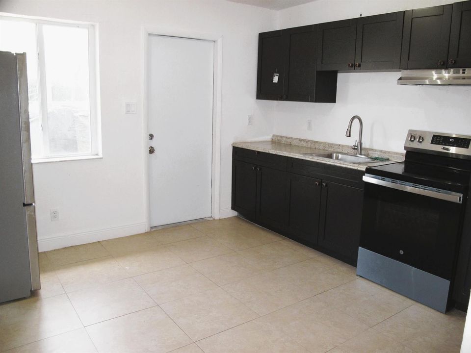15-Kitchen