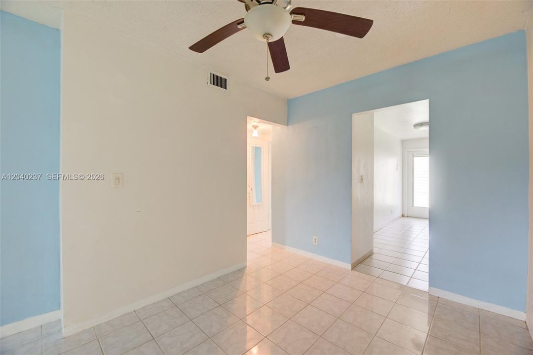En Venta: $160,000 (2 camas, 1 baños, 800 Pies cuadrados)