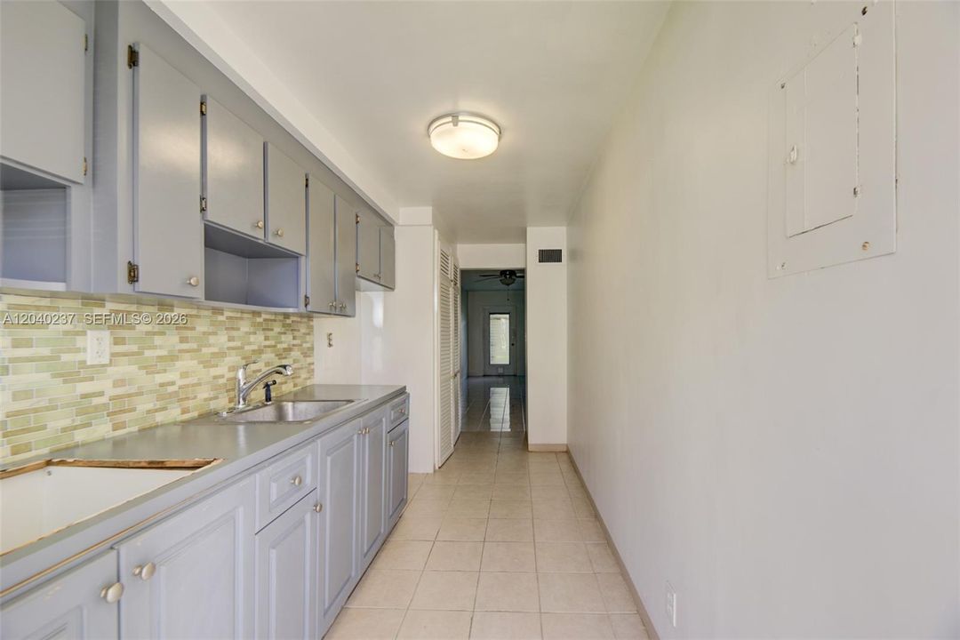 En Venta: $160,000 (2 camas, 1 baños, 800 Pies cuadrados)