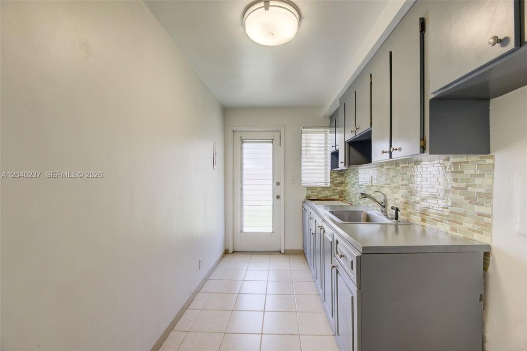 En Venta: $160,000 (2 camas, 1 baños, 800 Pies cuadrados)