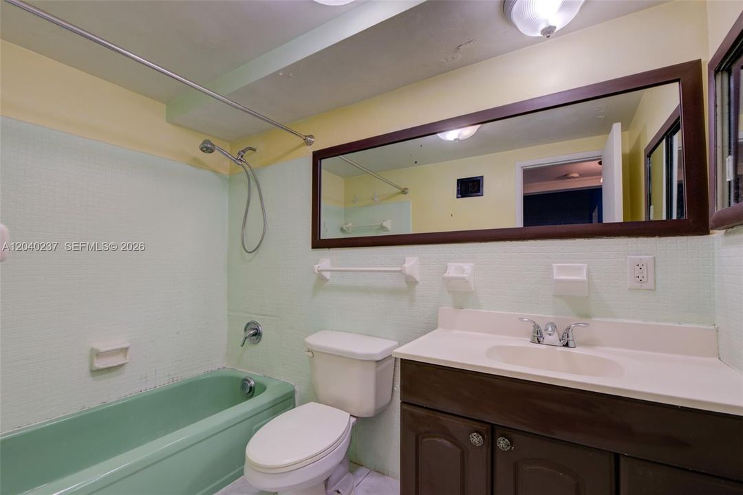 En Venta: $160,000 (2 camas, 1 baños, 800 Pies cuadrados)