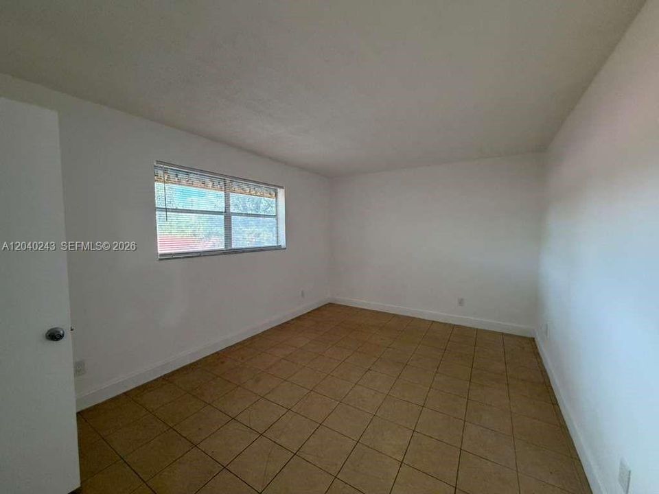 En Renta: $1,550 (1 camas, 1 baños, 700 Pies cuadrados)