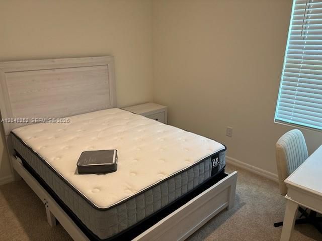 For Rent: $950 (4 beds, 2 baths, 0 Square Feet)