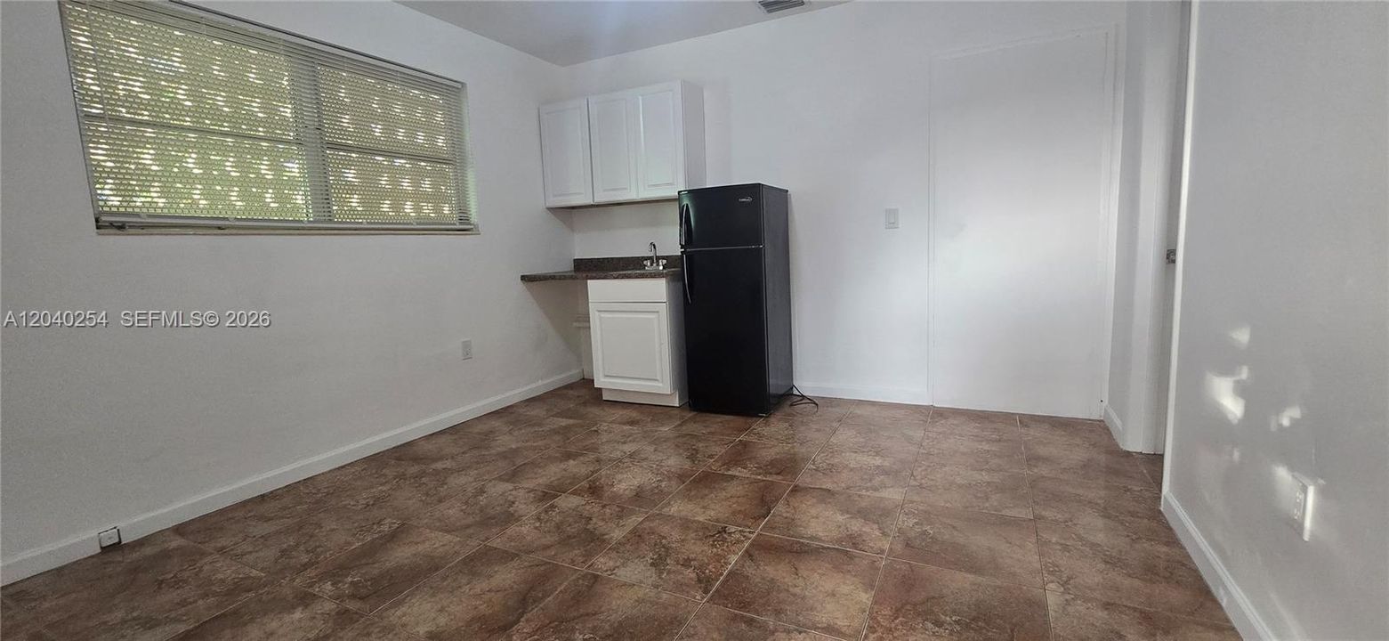 For Rent: $1,500 (0 beds, 1 baths, 0 Square Feet)