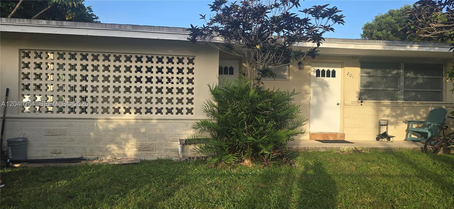 For Rent: $1,500 (0 beds, 1 baths, 0 Square Feet)