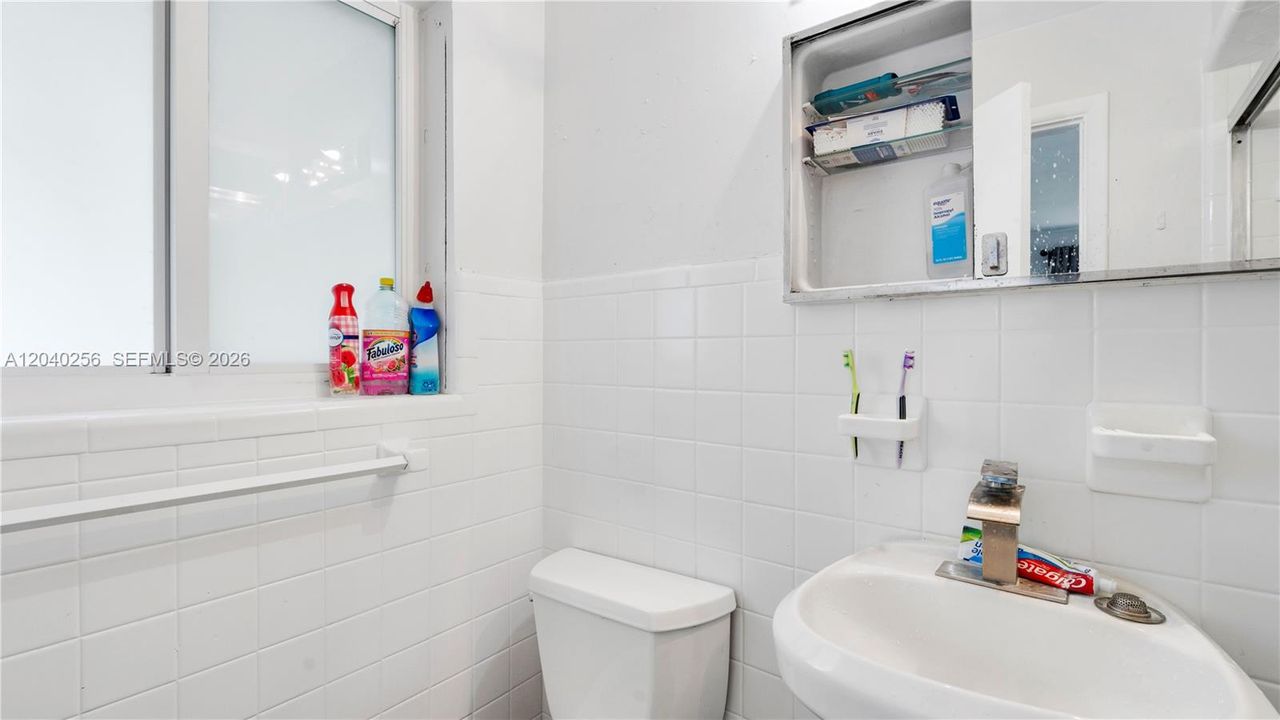 En Venta: $599,000 (3 camas, 3 baños, 1804 Pies cuadrados)