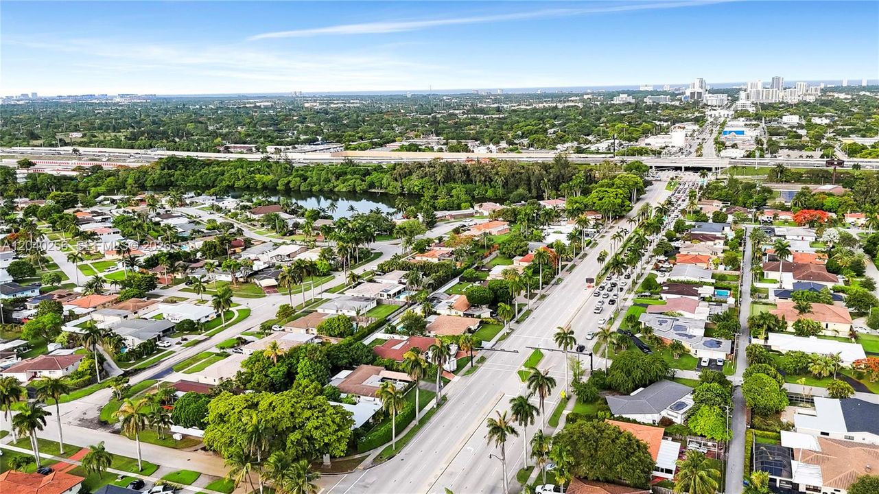 En Venta: $599,000 (3 camas, 3 baños, 1804 Pies cuadrados)