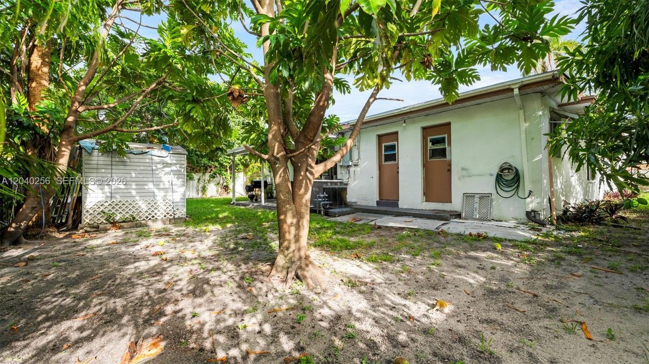En Venta: $599,000 (3 camas, 3 baños, 1804 Pies cuadrados)