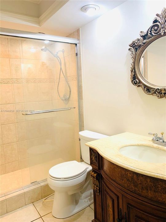 For Rent: $3,550 (3 beds, 3 baths, 2205 Square Feet)