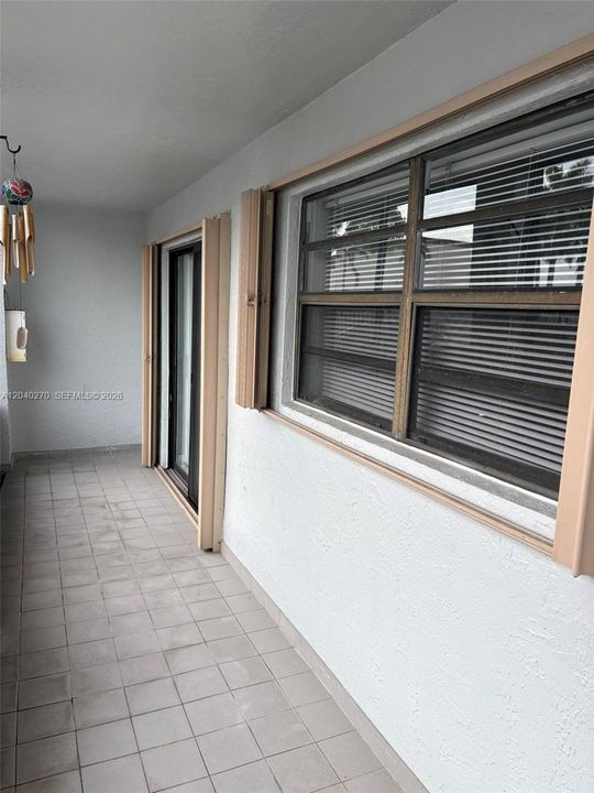 For Rent: $2,350 (2 beds, 2 baths, 900 Square Feet)