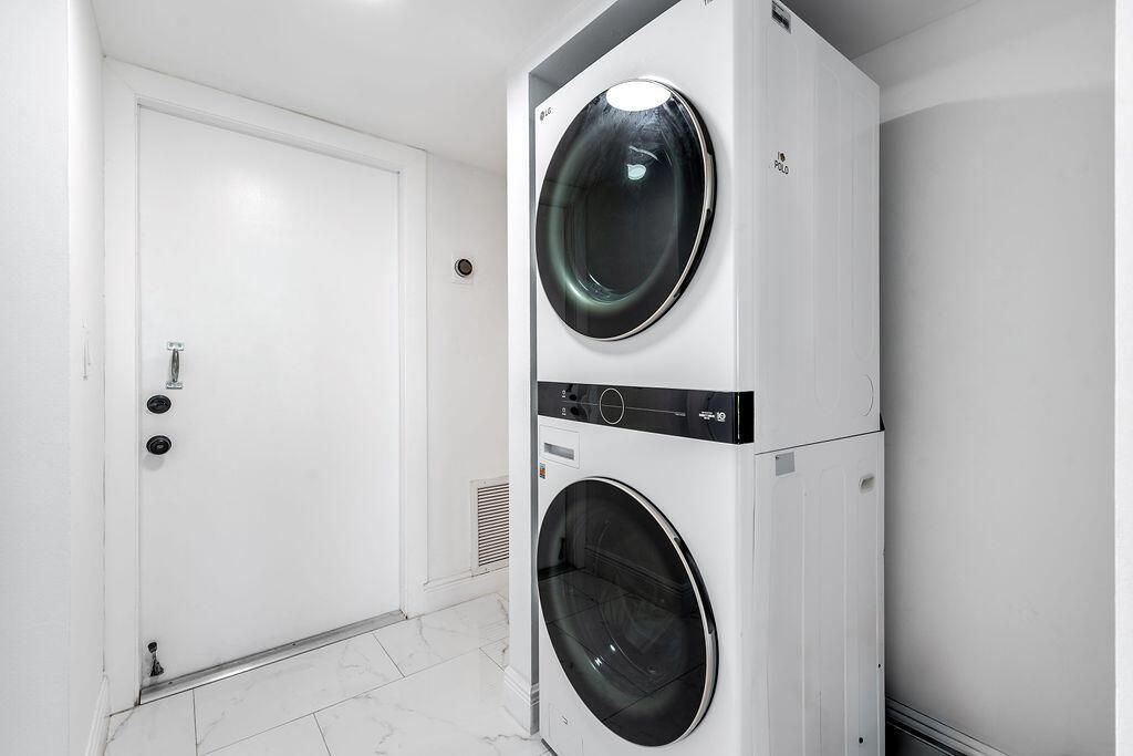 washer and Dryer closet