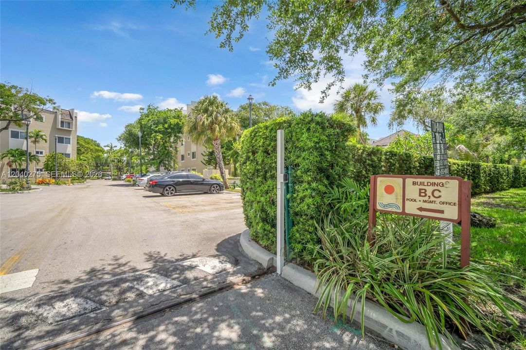 En Venta: $305,000 (1 camas, 1 baños, 712 Pies cuadrados)