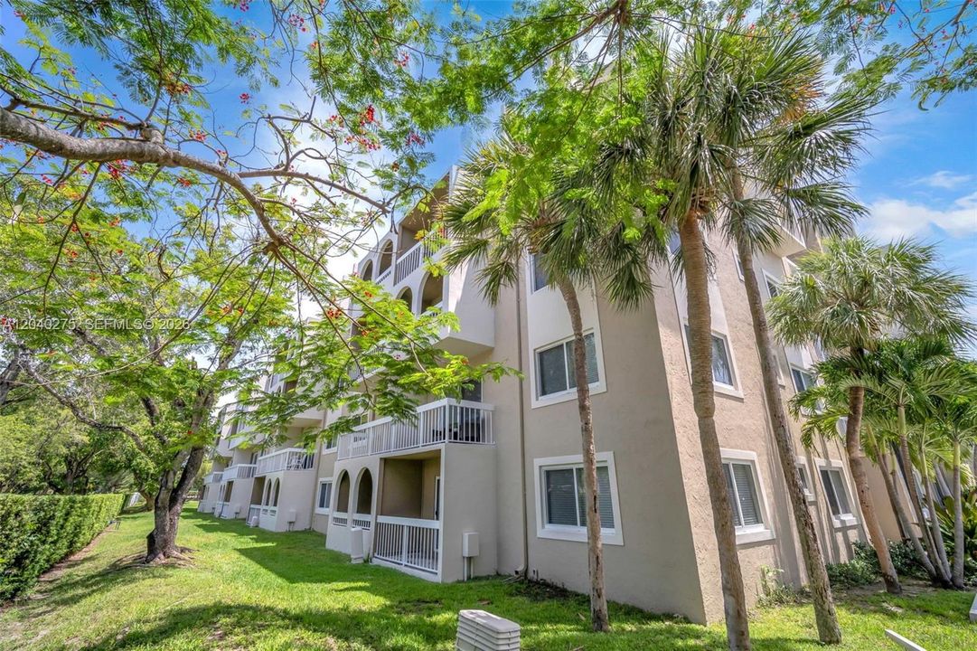 En Venta: $305,000 (1 camas, 1 baños, 712 Pies cuadrados)