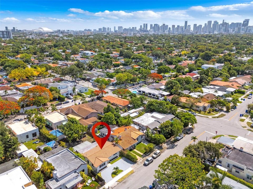 For Rent: $4,450 (3 beds, 2 baths, 1485 Square Feet)