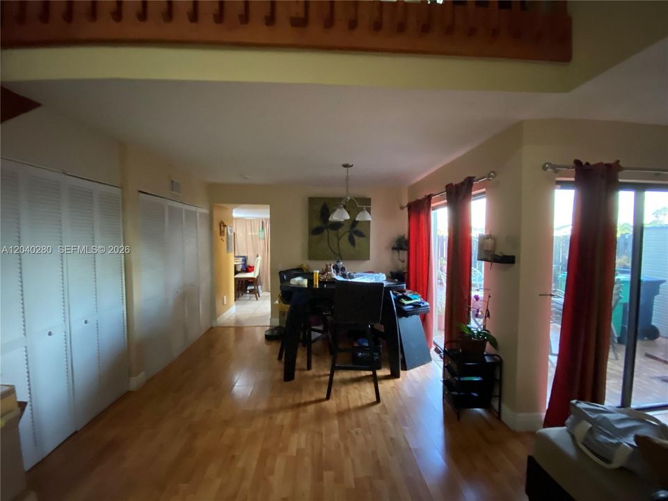 En Renta: $3,000 (3 camas, 2 baños, 1560 Pies cuadrados)