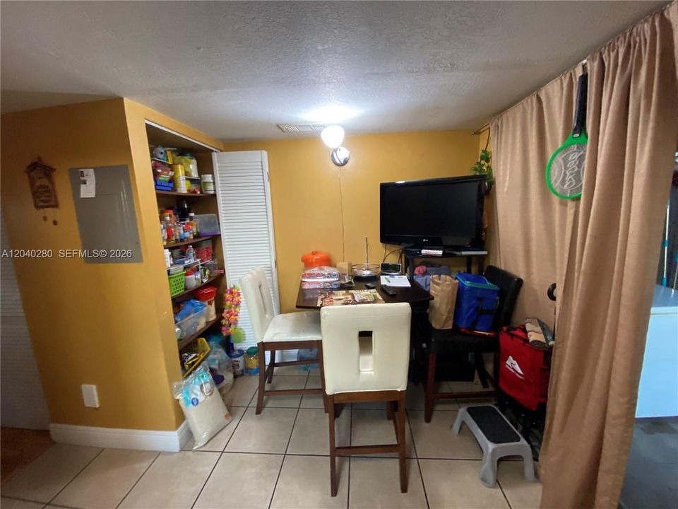 En Renta: $3,000 (3 camas, 2 baños, 1560 Pies cuadrados)