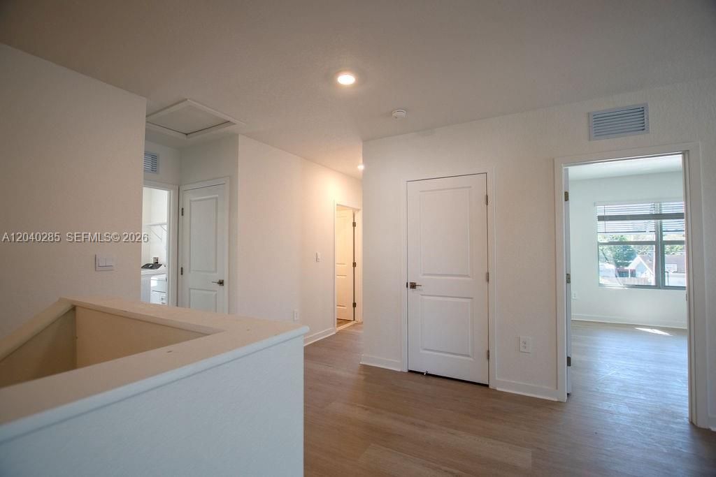 For Rent: $3,600 (4 beds, 2 baths, 2878 Square Feet)