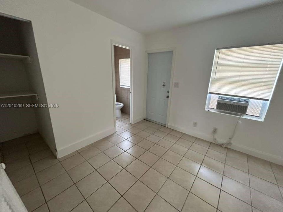 В аренду: $1,850 (2 спален, 2 ванн, 800 Квадратных фут)