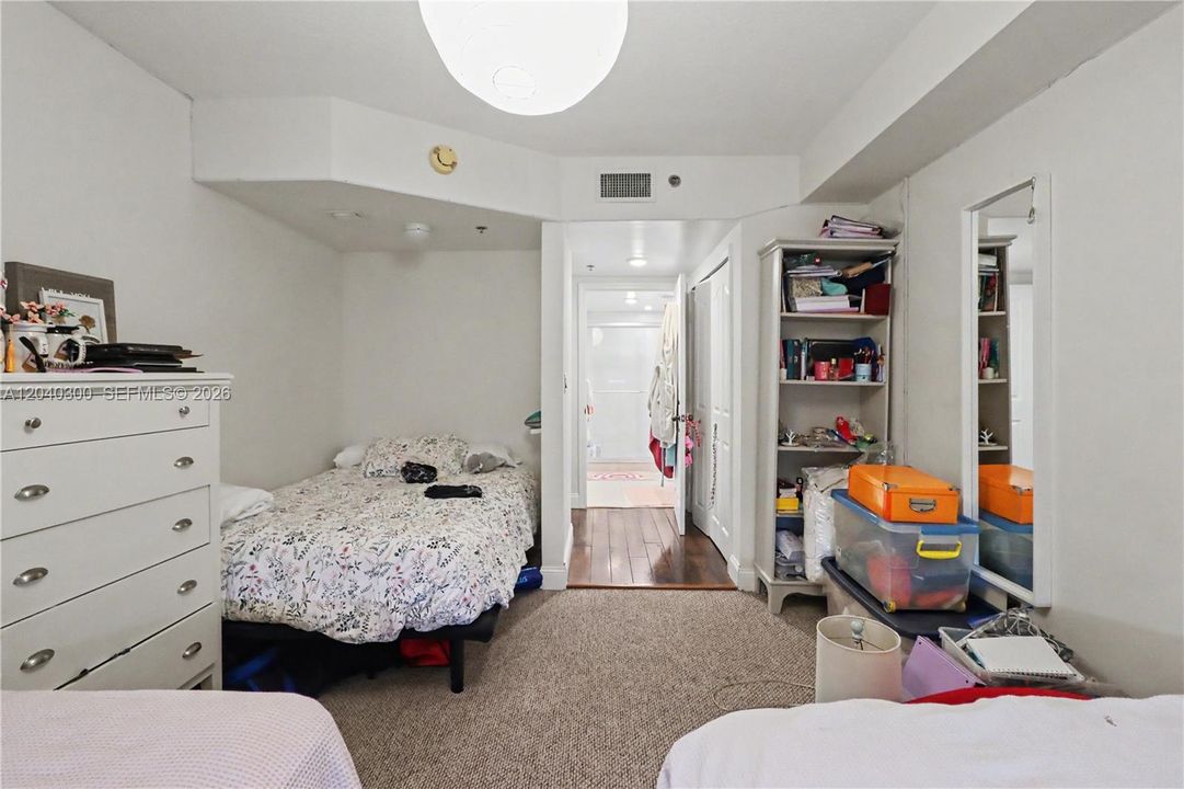 En Venta: $540,000 (2 camas, 2 baños, 1027 Pies cuadrados)