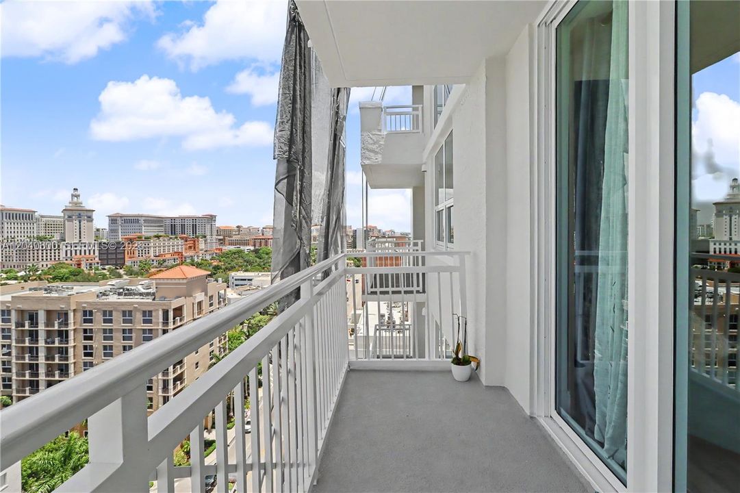 En Venta: $540,000 (2 camas, 2 baños, 1027 Pies cuadrados)