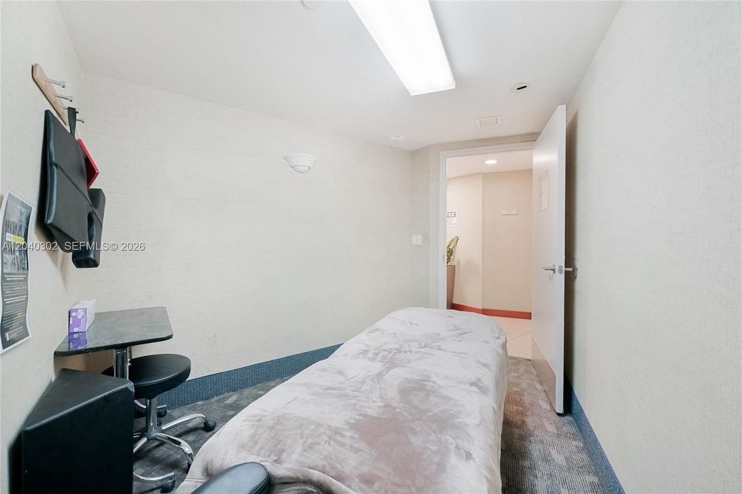 Private Massage Room