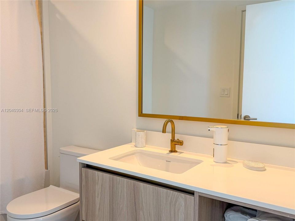 For Rent: $4,500 (1 beds, 1 baths, 551 Square Feet)