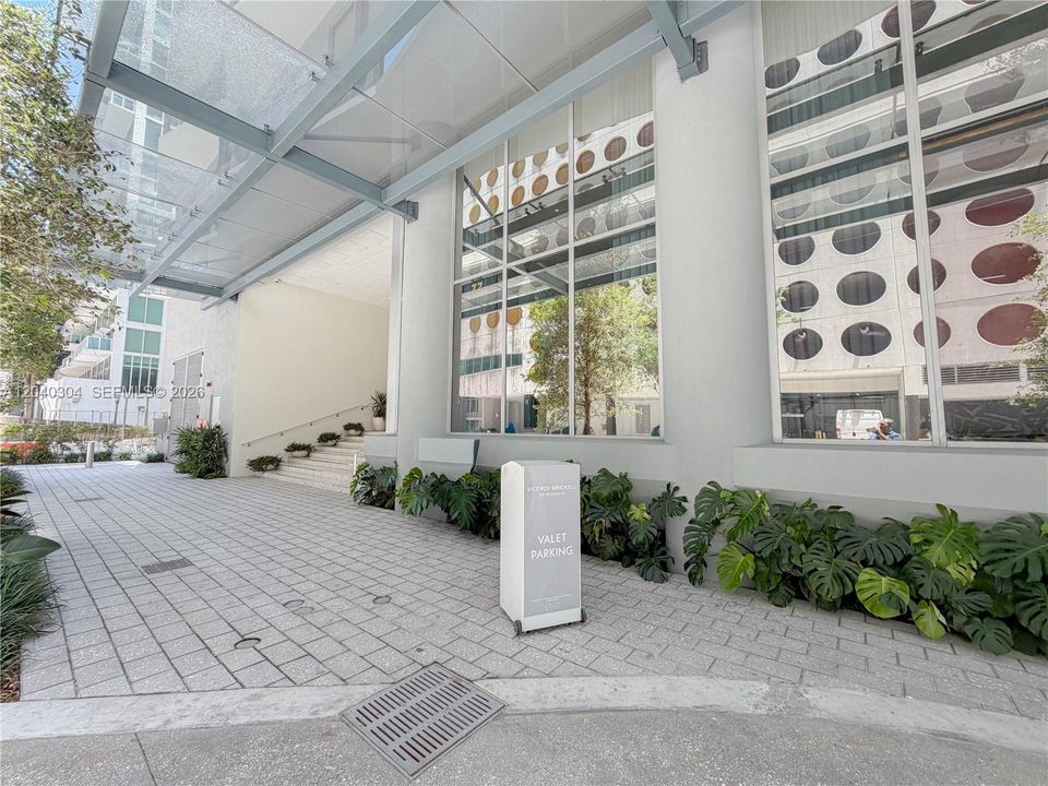 Valet Parking Ramp