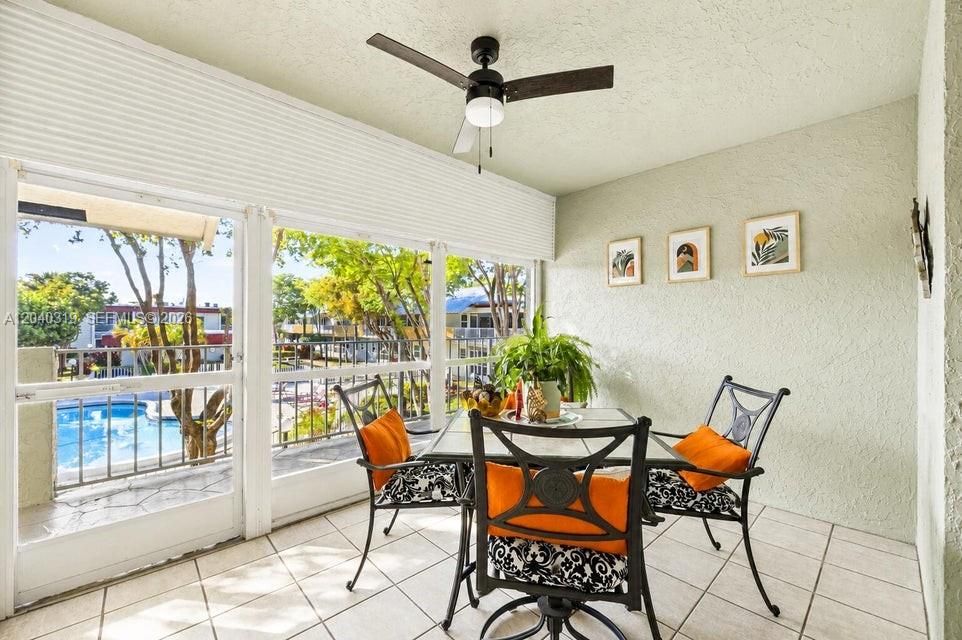 For Sale: $175,000 (2 beds, 2 baths, 1050 Square Feet)