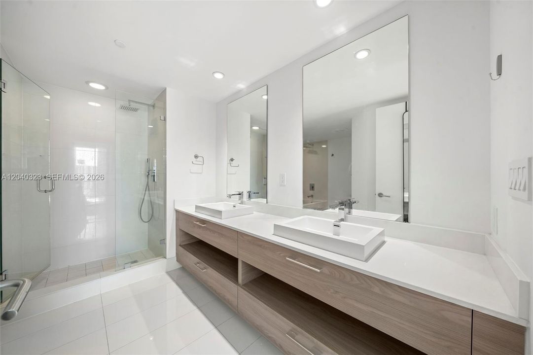 En Venta: $900,000 (2 camas, 2 baños, 1155 Pies cuadrados)