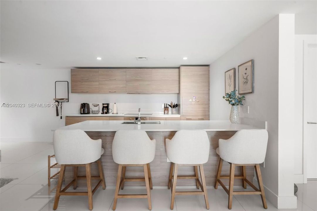 En Venta: $900,000 (2 camas, 2 baños, 1155 Pies cuadrados)