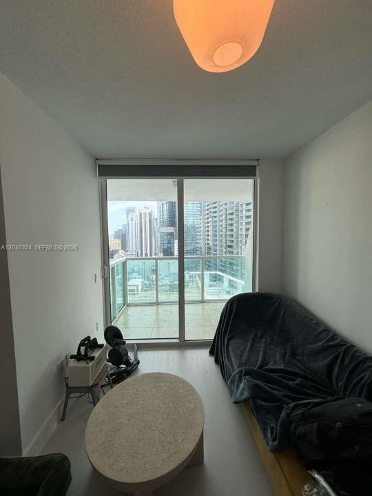 For Sale: $695,000 (2 beds, 2 baths, 1402 Square Feet)