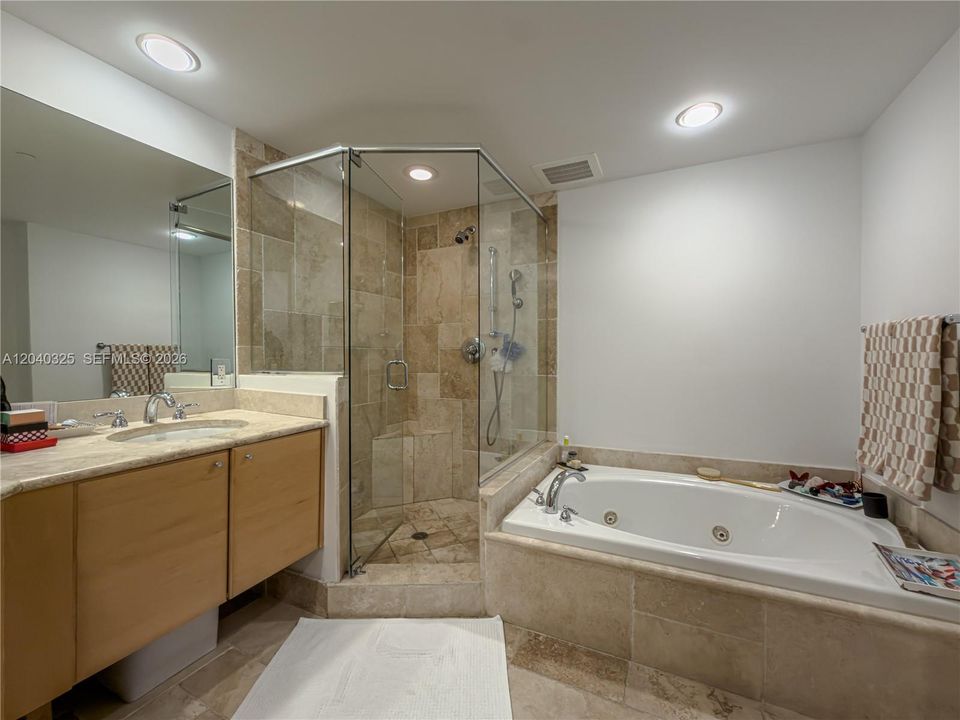 В аренду: $6,700 (2 спален, 2 ванн, 1770 Квадратных фут)