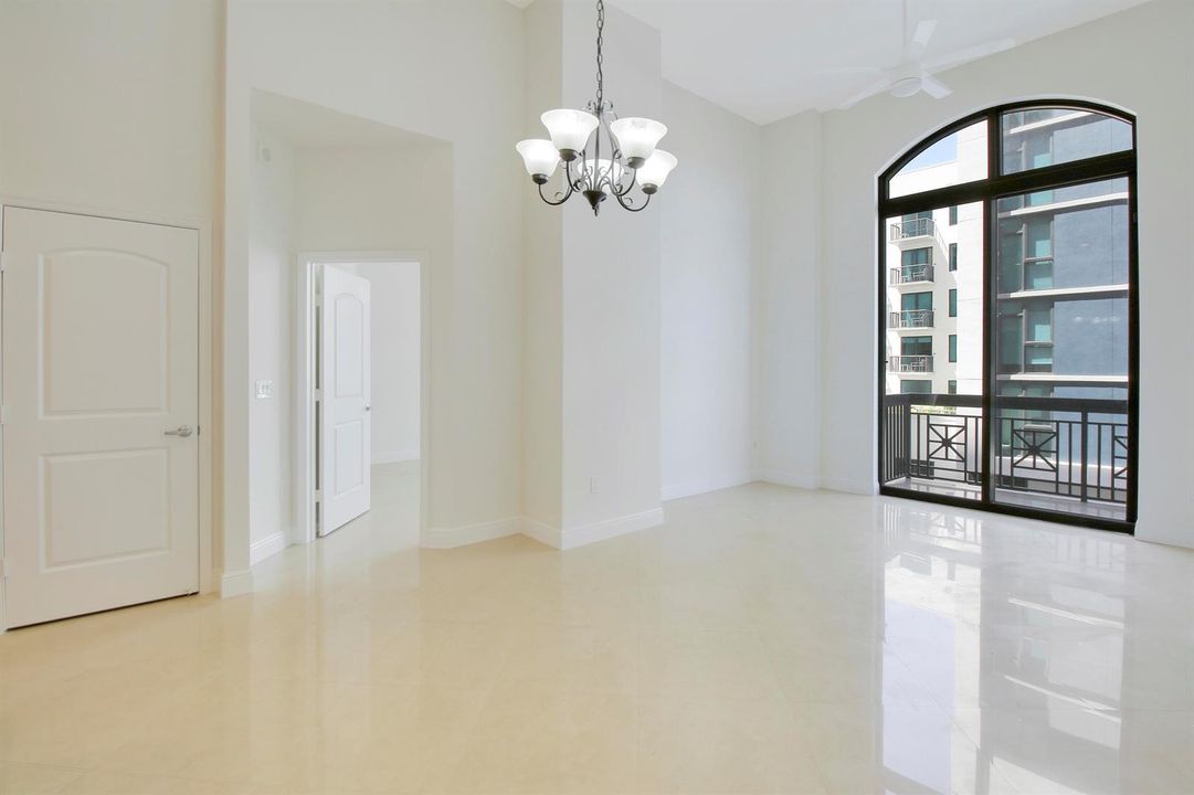 Living room 3