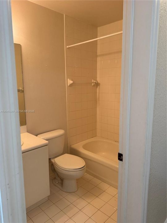 For Rent: $2,250 (2 beds, 2 baths, 1030 Square Feet)