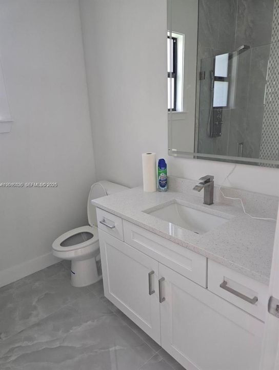 For Rent: $2,300 (3 beds, 2 baths, 0 Square Feet)