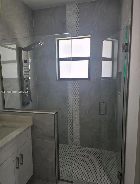 For Rent: $2,300 (3 beds, 2 baths, 0 Square Feet)