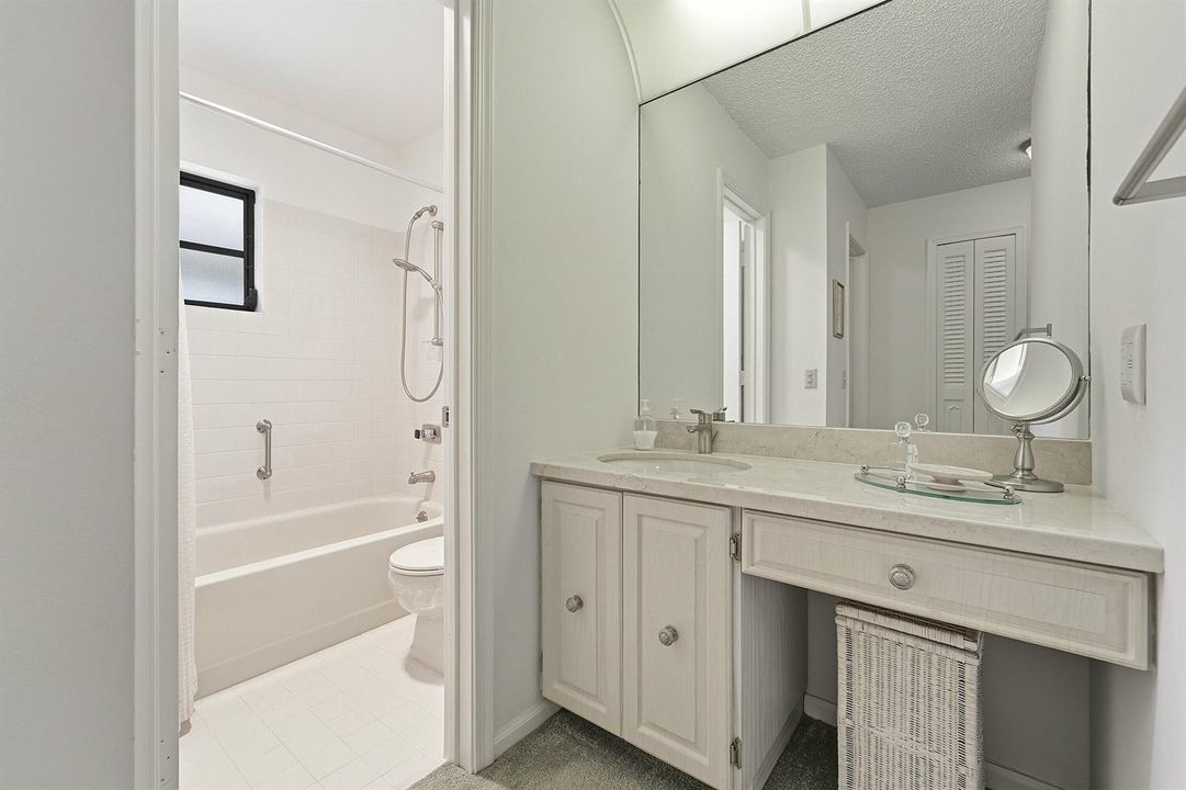 21_primary bathroom