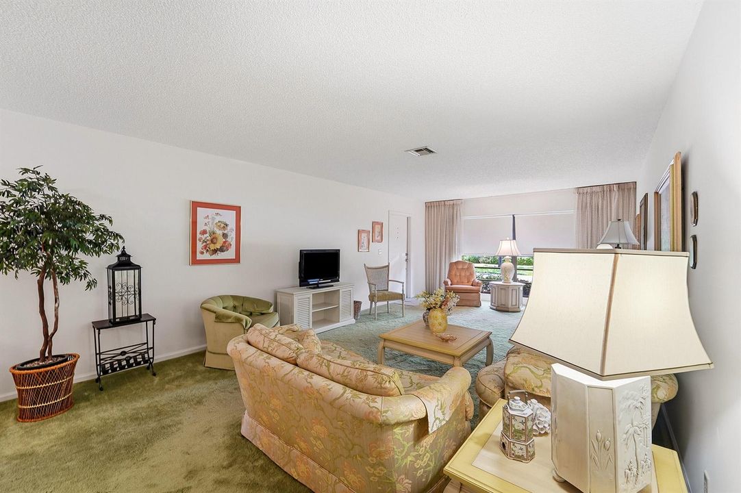 07_living room